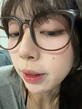 Snapshot of xuannv0000 chatting on February 9, 2026, 9:35 am xuannv0000 online show from February 9, 2026, 9:35 am