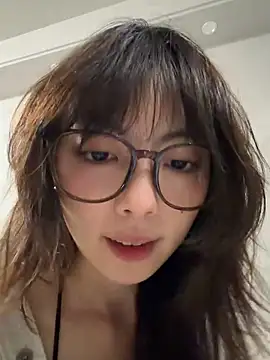 Snapshot of xuannv0000 chatting on March 2, 2026, 4:03 pm xuannv0000 online show from March 2, 2026, 4:03 pm