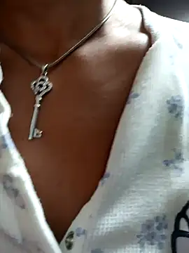 Flacidas online show from November 18, 2025, 7:02 am