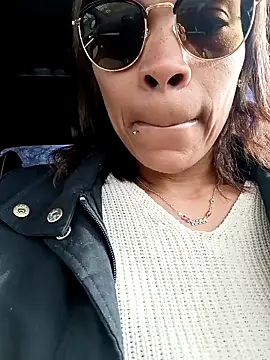 Snapshot of Flacidas chatting on March 2, 2026, 10:11 am Flacidas online show from March 2, 2026, 10:11 am