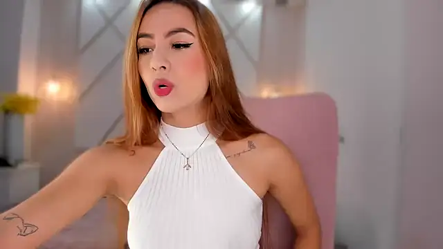 isabellashine online show from February 13, 2026, 2:46 pm