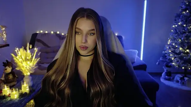 Emma candyyy online show from November 30, 2025, 2:43 pm