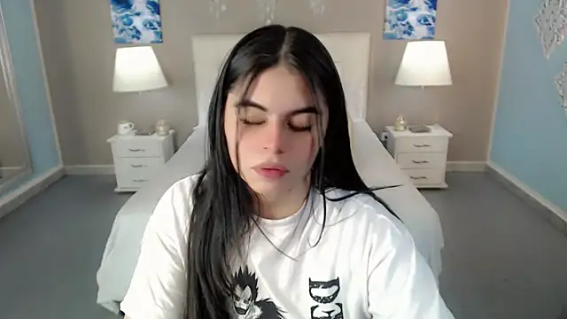 maddissonivanova online show from October 11, 2025, 7:23 pm