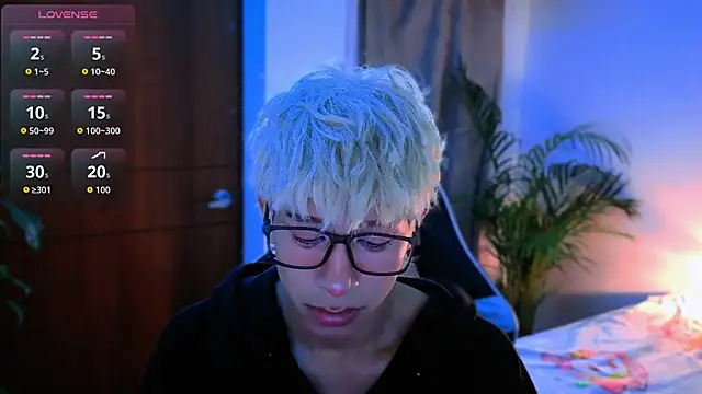 taichi bluy online show from October 21, 2025, 7:20 am