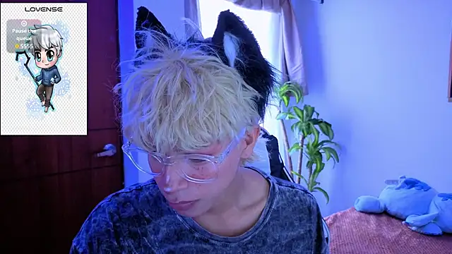 taichi bluy online show from November 23, 2025, 2:50 pm