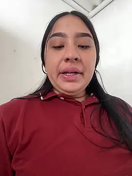 Snapshot of BELLAALEJA chatting on June 16, 2026, 7:27 pm BELLAALEJA online show from June 16, 2026, 7:27 pm
