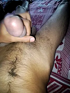 loveblzz online show from November 19, 2025, 7:30 am