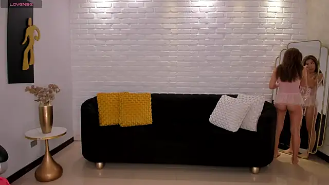 IbizaJacobs online show from December 20, 2025, 12:56 pm