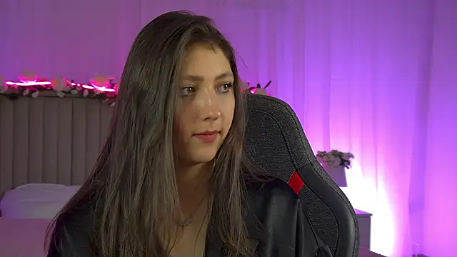 Mary Miiller online show from September 28, 2025, 9:25 am