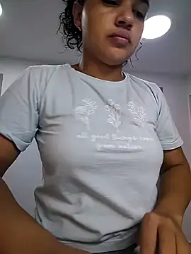 Eimy-04 online show from June 6, 2026, 8:13 pm