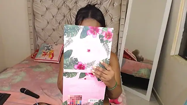 Snapshot of bonniebakerz1 chatting on February 19, 2026, 3:35 am bonniebakerz1 online show from February 19, 2026, 3:35 am