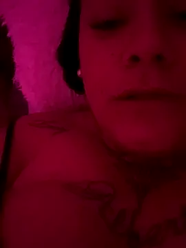 valen1891 online show from October 29, 2025, 3:09 am