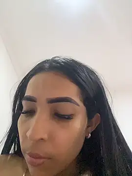 Snapshot of Rosa_25x chatting on May 8, 2026, 12:32 pm Rosa 25x online show from May 8, 2026, 12:32 pm
