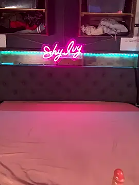 Shy Ivy online show from September 25, 2025, 8:34 pm