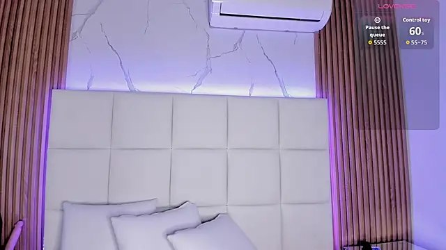 Meloddy Parkerr  online show from February 20, 2026, 3:58 am