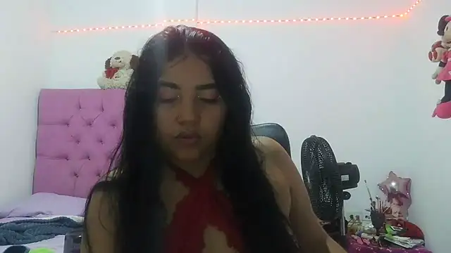 angelHeath13 online show from June 6, 2026, 12:38 am