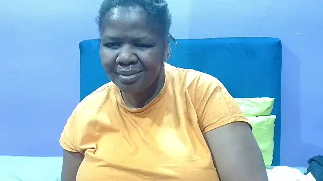 Snapshot of NaughtyChubbyZoe chatting on September 16, 2025, 5:41 am NaughtyChubbyZoe online show from September 16, 2025, 5:41 am