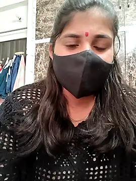 MISS RIYA14 online show from January 6, 2026, 10:08 am