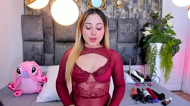 PatyLawrence online show from October 28, 2025, 4:05 am