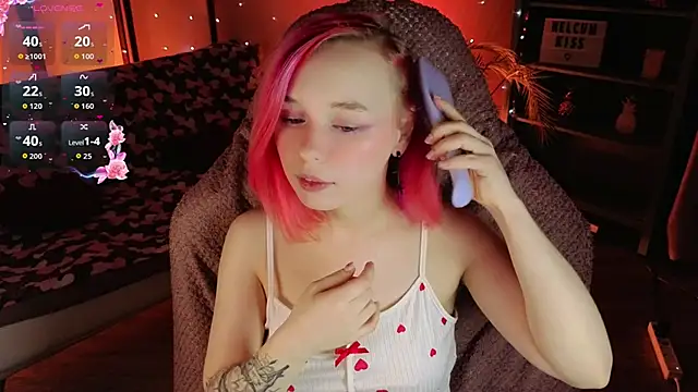 NaomiYoru online show from March 6, 2026, 8:38 pm