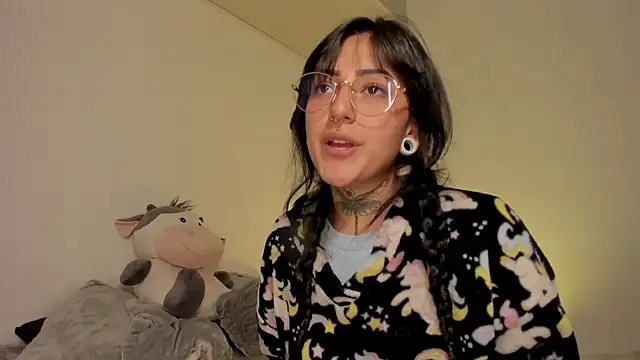 lola n apolo online show from September 10, 2025, 2:22 am