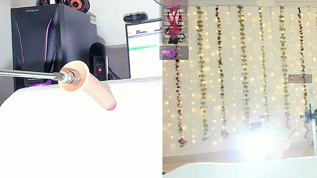 Kitty  Rose   online show from February 22, 2026, 10:25 am