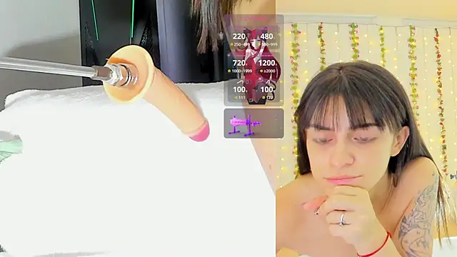 Kitty  Rose   online show from March 31, 2026, 10:04 am