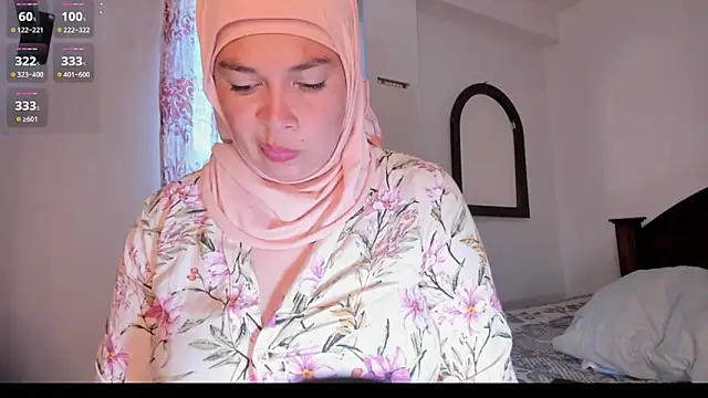 Snapshot of Noortaheri88 chatting on November 22, 2025, 11:31 am Noortaheri88 online show from November 22, 2025, 11:31 am