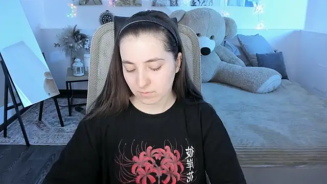 VirtuallVoyant online show from March 7, 2026, 1:24 am