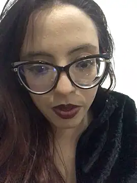 Snapshot of Rossi_ss1 chatting on October 5, 2025, 2:43 am Rossi ss1 online show from October 5, 2025, 2:43 am