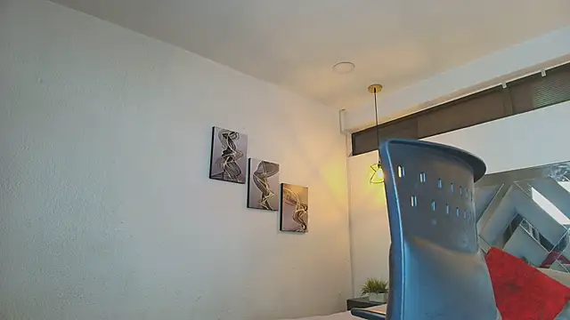 Rossi ss1 online show from February 11, 2026, 4:28 am