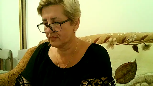 Dana4921 online show from September 9, 2025, 5:56 pm