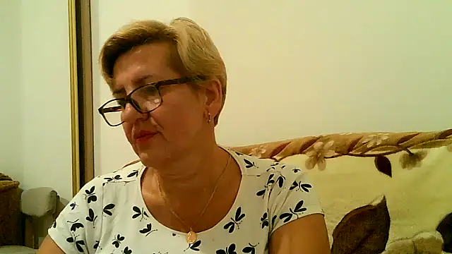 Dana4921 online show from September 22, 2025, 5:15 pm