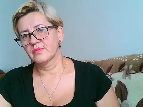 Dana4921 online show from October 1, 2025, 2:12 pm