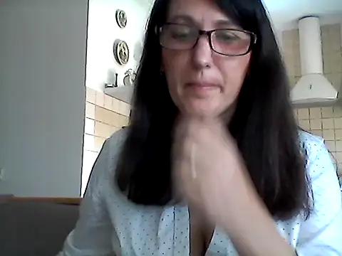 Elena48324 online show from May 30, 2026, 10:12 am
