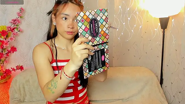 Dafne Mel online show from April 15, 2026, 8:42 pm