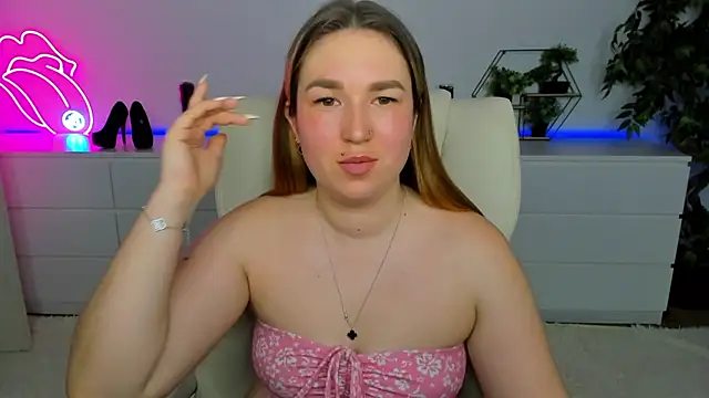 Sofii darling online show from March 1, 2026, 5:37 pm