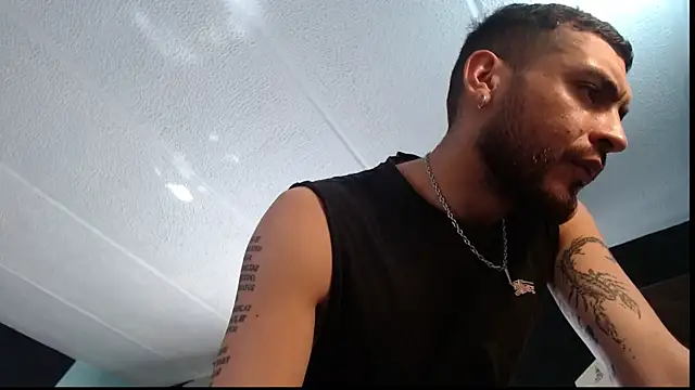 malek xarx  online show from November 7, 2025, 3:12 pm