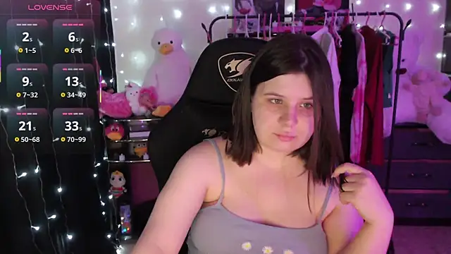 AmyVibess online show from June 8, 2026, 7:03 pm