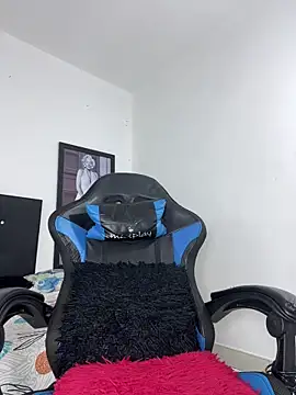 Luke Stone online show from April 8, 2026, 7:36 pm