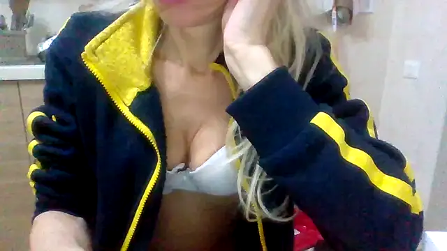 Kelly80 online show from March 26, 2026, 5:40 pm