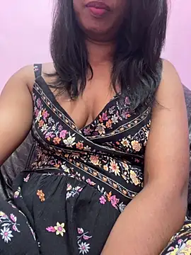 Snapshot of tamil_Aarathi chatting on December 3, 2025, 5:55 pm tamil Aarathi online show from December 3, 2025, 5:55 pm