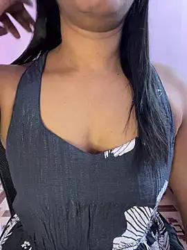 Snapshot of tamil_Aarathi chatting on February 2, 2026, 5:44 pm tamil Aarathi online show from February 2, 2026, 5:44 pm