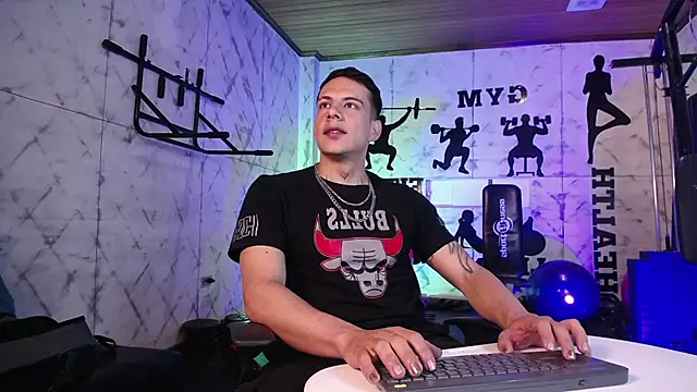 Snapshot of Dustin_Sonne chatting on April 26, 2026, 3:37 am Dustin Sonne online show from April 26, 2026, 3:37 am