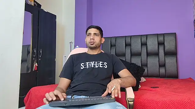 ashtoncooperr online show from September 26, 2025, 6:01 pm