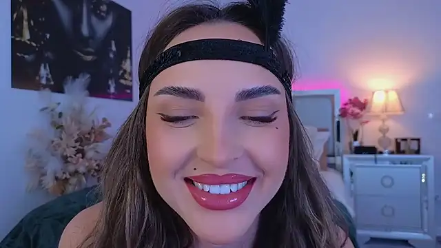 Snapshot of LexiMuse chatting on November 1, 2025, 2:02 am LexiMuse online show from November 1, 2025, 2:02 am