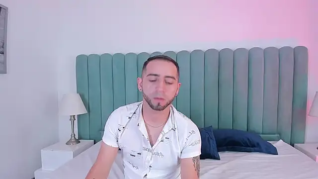 Lushian  online show from September 26, 2025, 1:59 pm