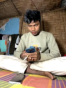 tamannacouple online show from November 17, 2025, 6:35 pm