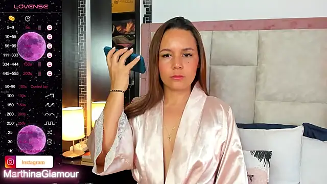 Snapshot of Marthina chatting on September 28, 2025, 6:35 pm Marthina online show from September 28, 2025, 6:35 pm