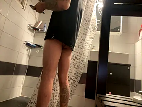 Tholel420 online show from November 24, 2025, 8:41 pm